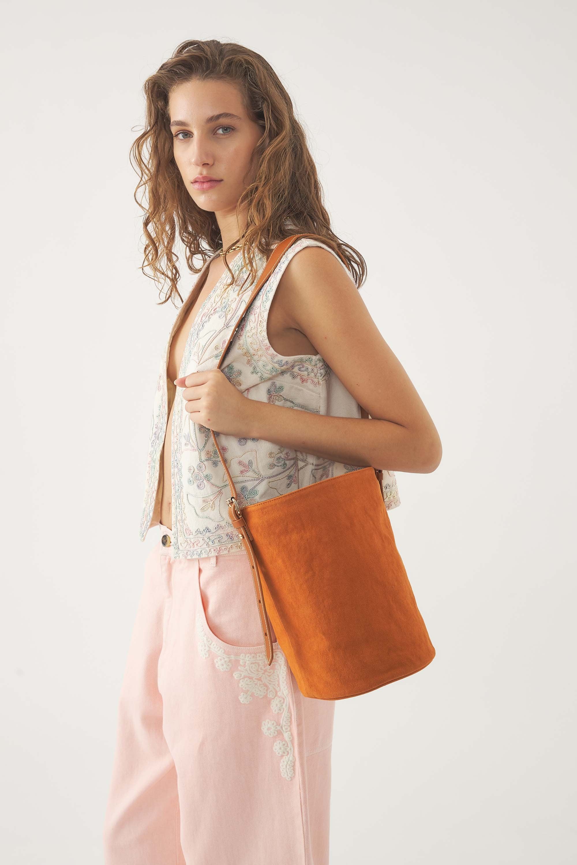 Bucket bag Ben