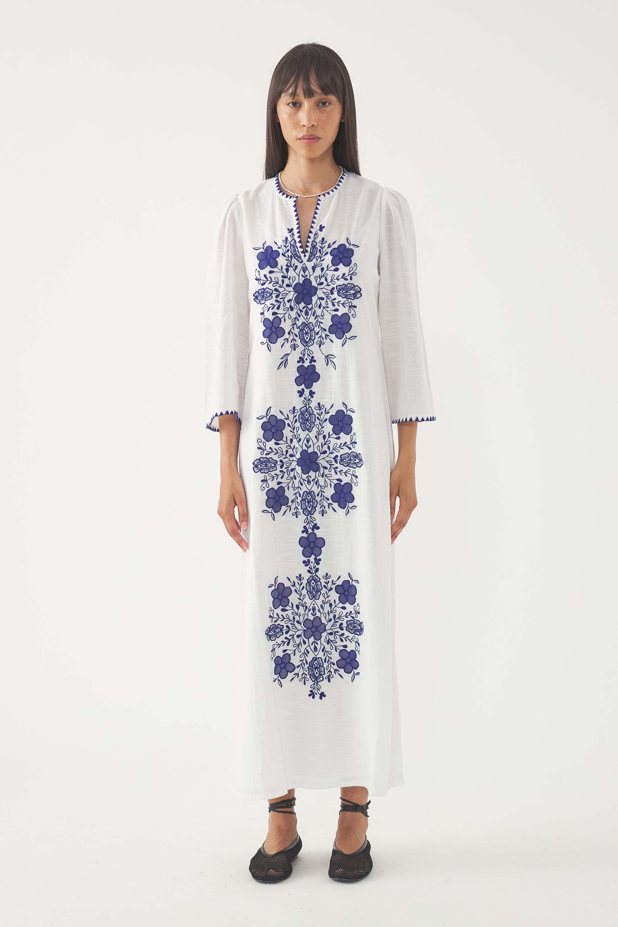 Embroidered Maxi Dress Vahani
