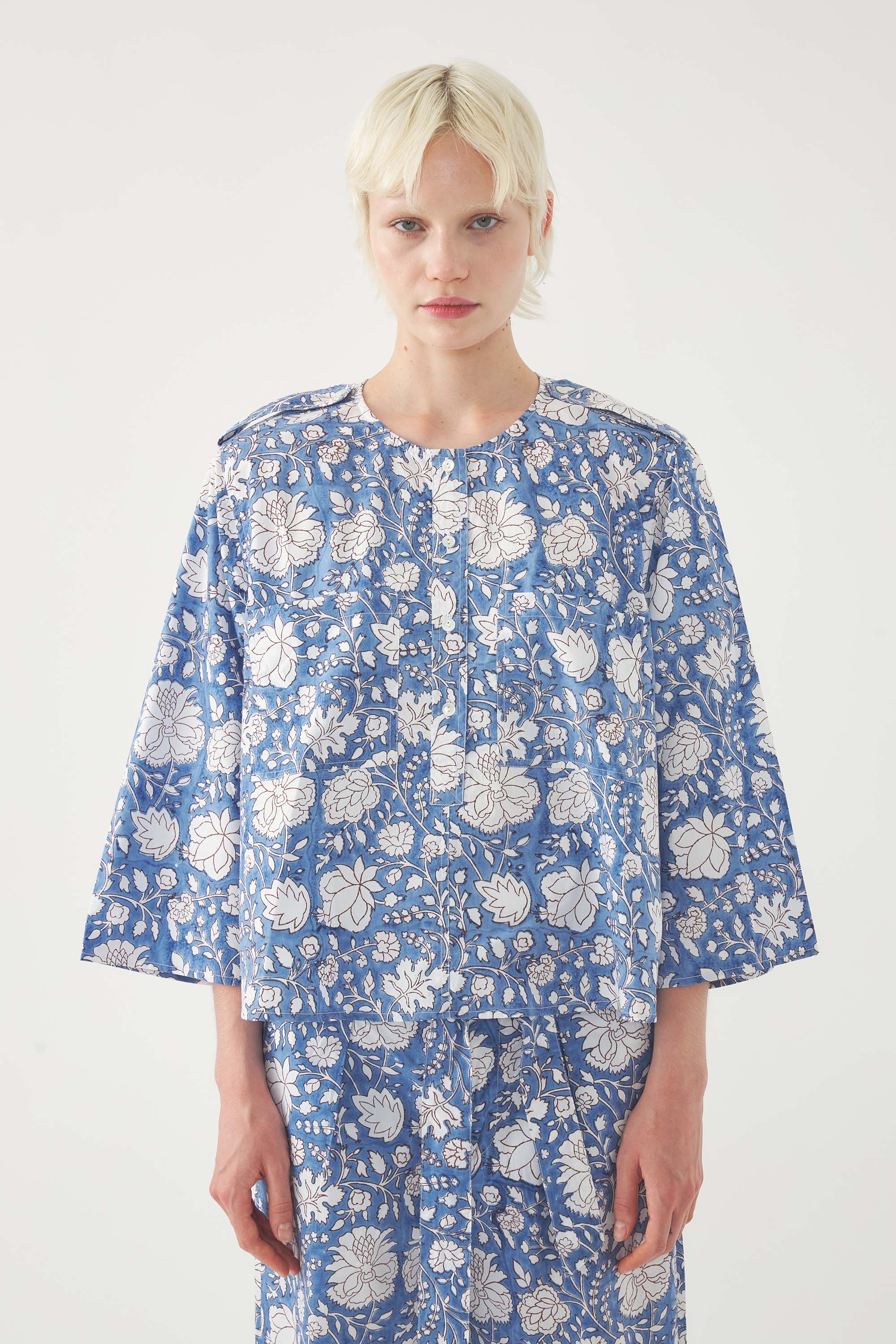 Blouse June