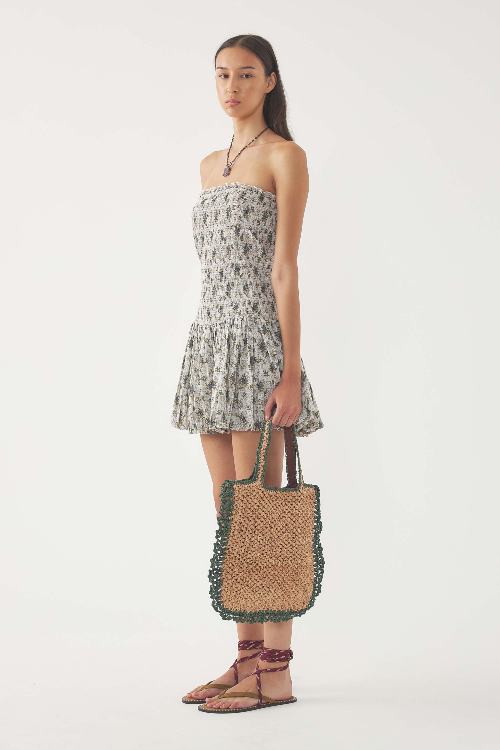 Strapless Dress Pada