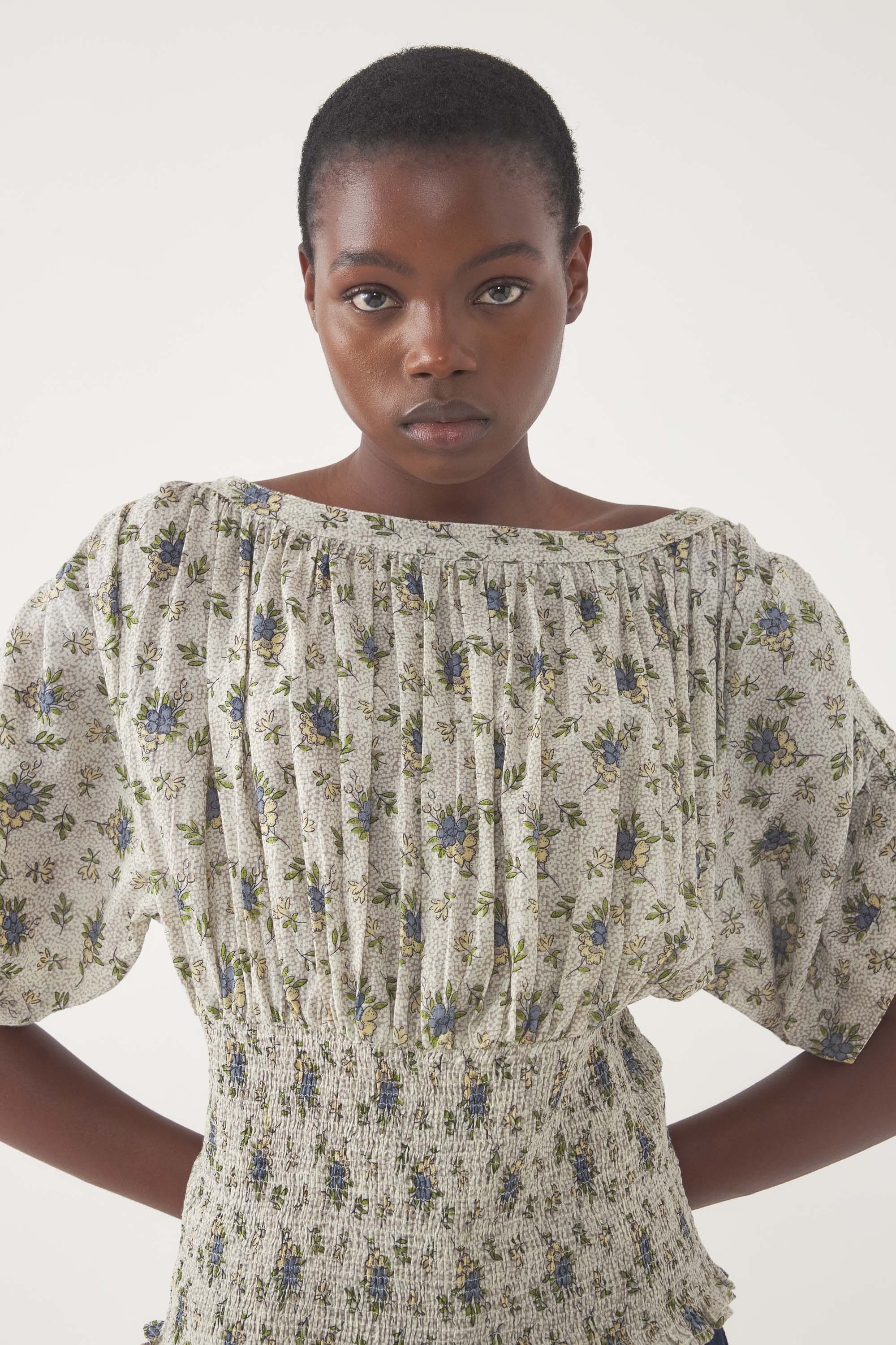 Blusa fruncida Pada