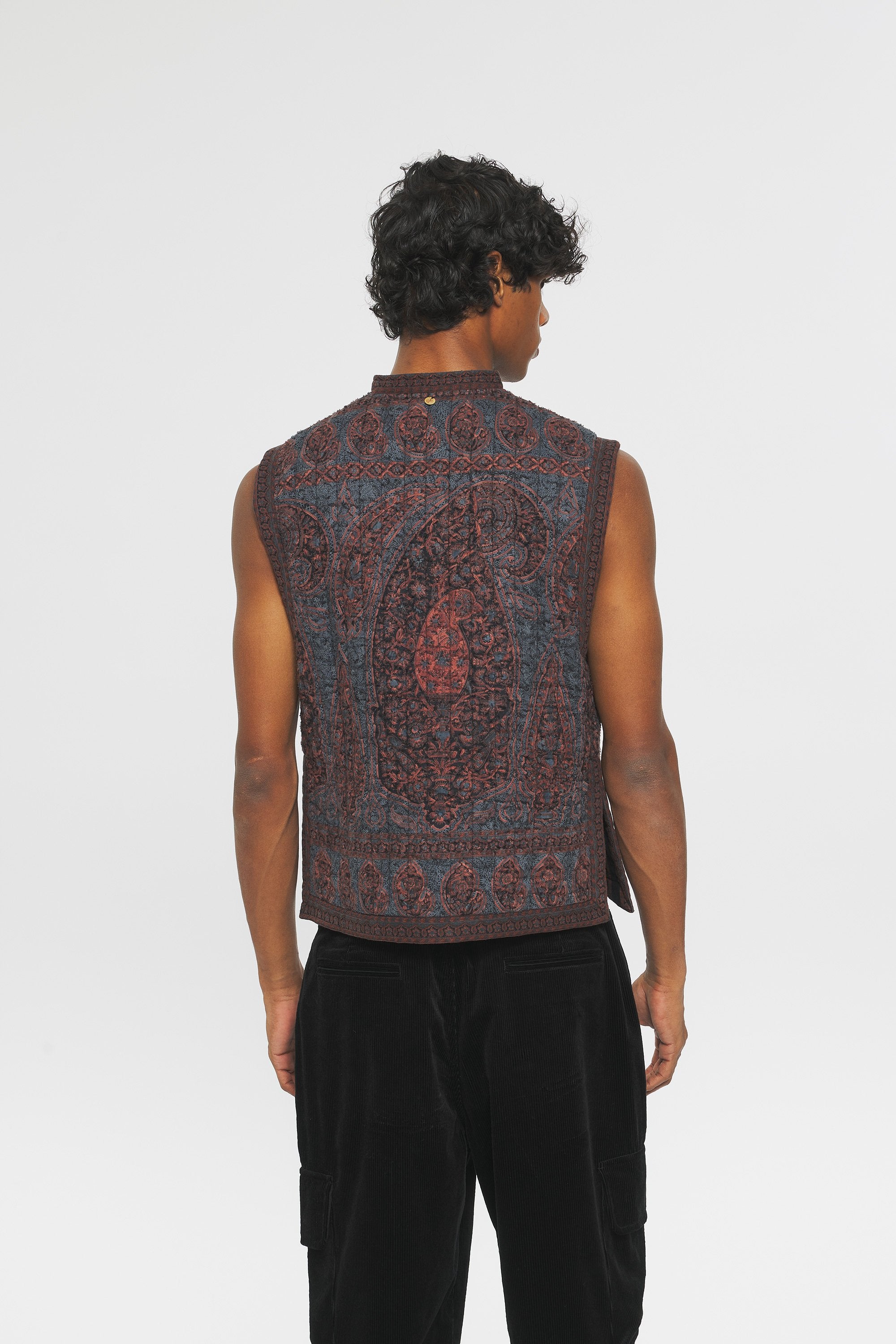 Tajaro Vest